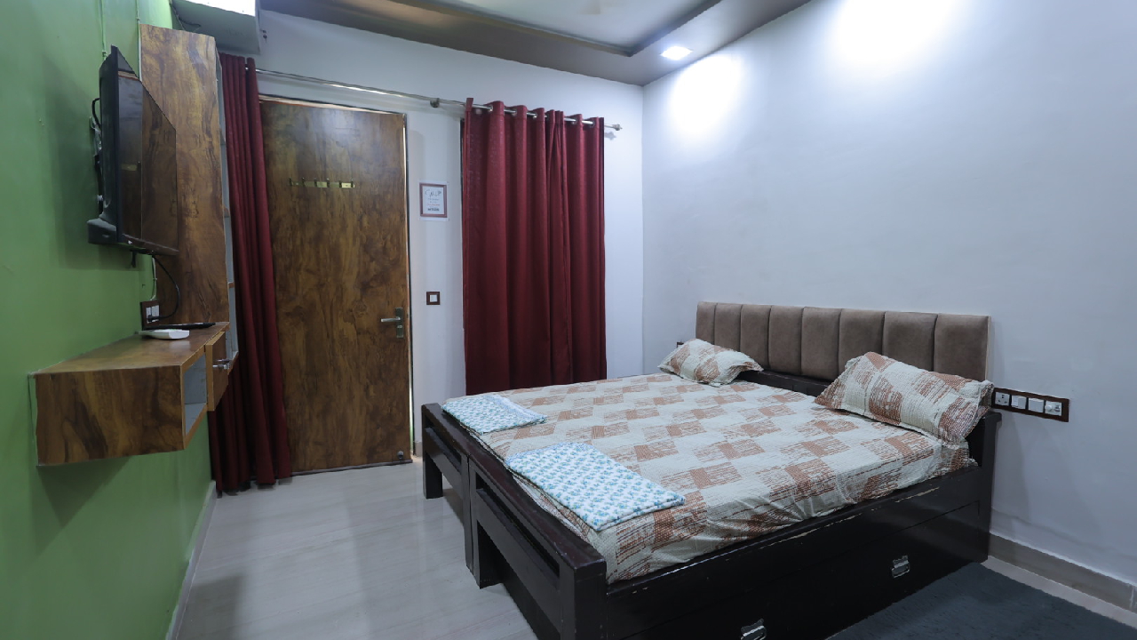 Super Deluxe Triple Bed Room